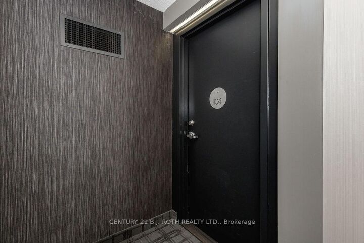 Property Photo:  75 Ellen Street 1104  ON L4N 7R6 