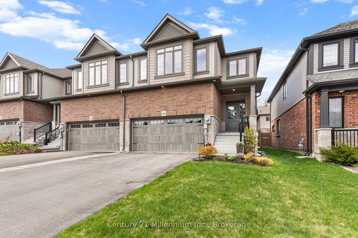 Property Photo: 1010 Wright Drive ON L4R 0E4