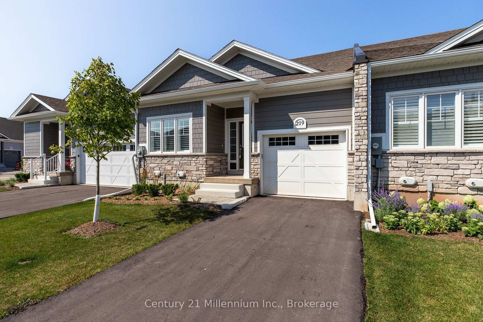 Photo de la propriété: 219 Ironwood Way ON N0H 1S0