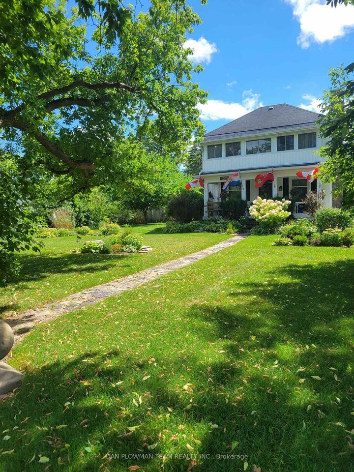 Property Photo: 48 Dunn Street ON K0M 1A0