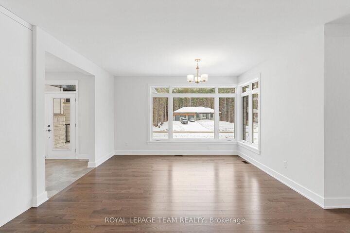 Property Photo: 63 Hogan Drive ON K7S 0L1
