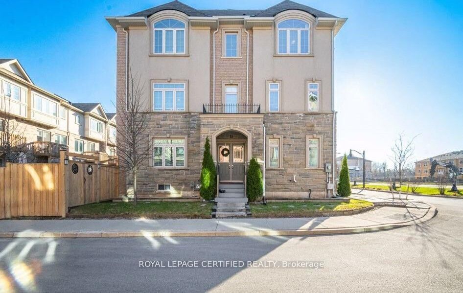 Property Photo: 75 Borers Creek Circle ON L8B 1W3