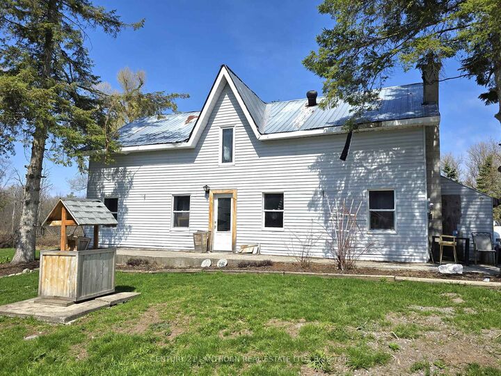 Property Photo: 476 Smith Road ON K0K 2B0