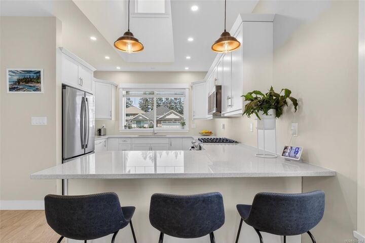 Property Photo: 2538 Branch Ave BC V9N 9J9