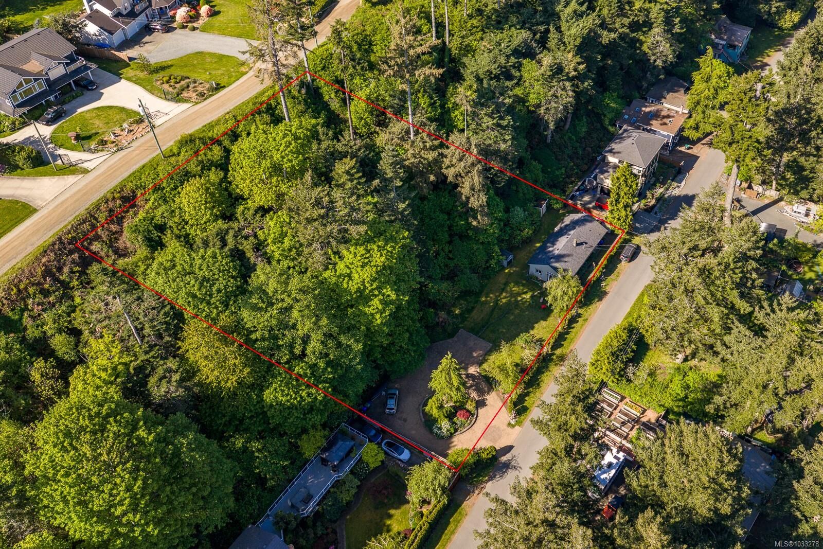 Property Photo: 1545 Kye Bay Rd BC V9M 3T7