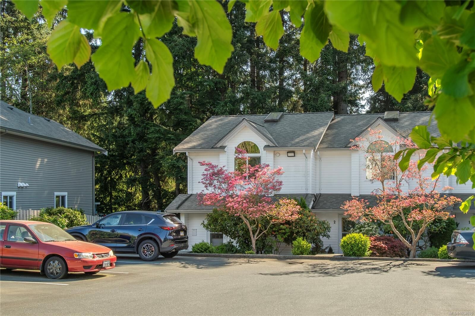 Property Photo:  1320 Creekside Way 3  BC V9W 8A9 