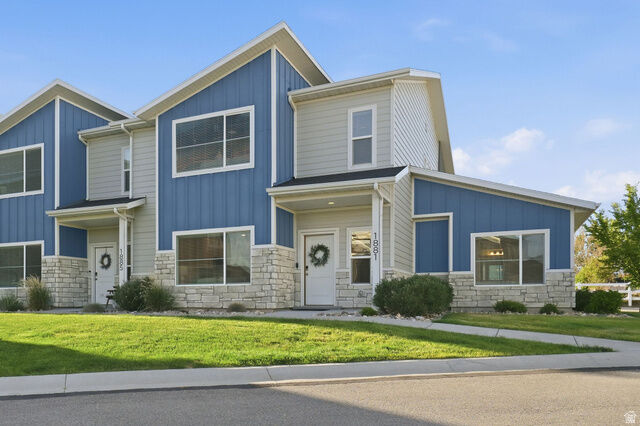 Property Photo:  1881 W Haight Creek Loop  UT 84025 