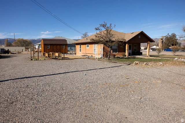 Property Photo:  195 N 200 W  UT 84754 