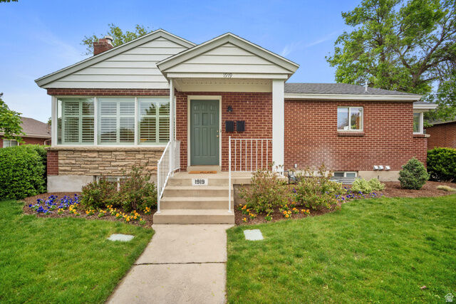 Property Photo:  1919 E Stratford Ave  UT 84106 
