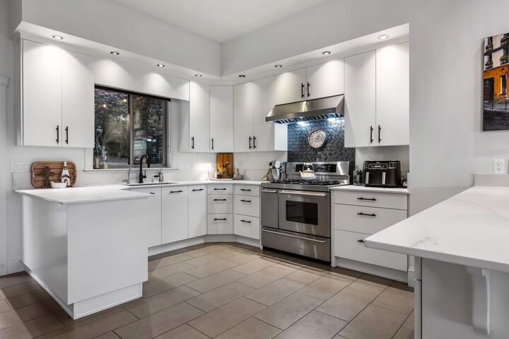 Property Photo: 51075 Falls Court 152 BC V4Z 1K7