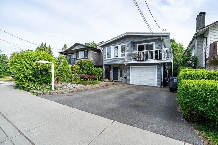 Property Photo: 1868 Coquitlam Avenue BC V3B 1H7