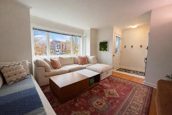 Property Photo:  1233 Main Street 6  BC V8B 0P7 