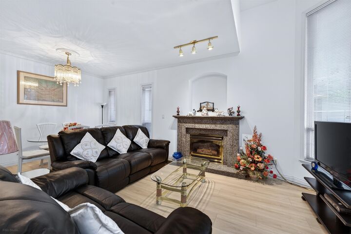 Property Photo: 8693 No. 3 Road 6 BC V6Y 2E6