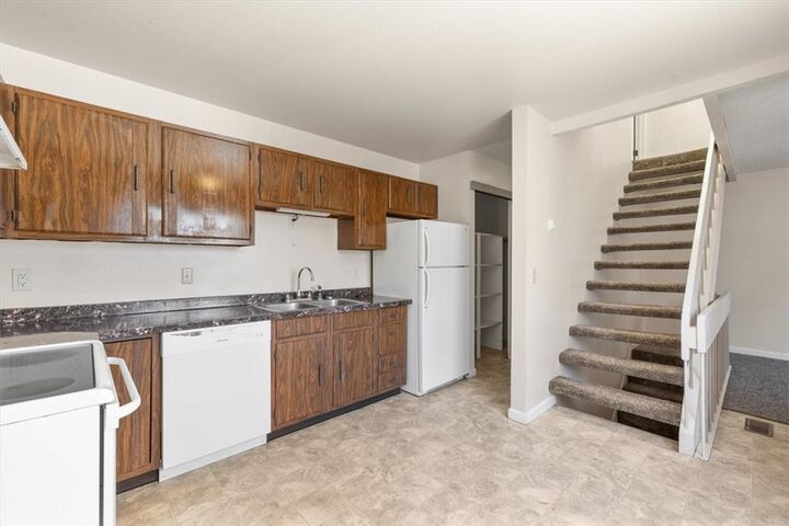 Property Photo:  2252 Avenue C  MT 59102 