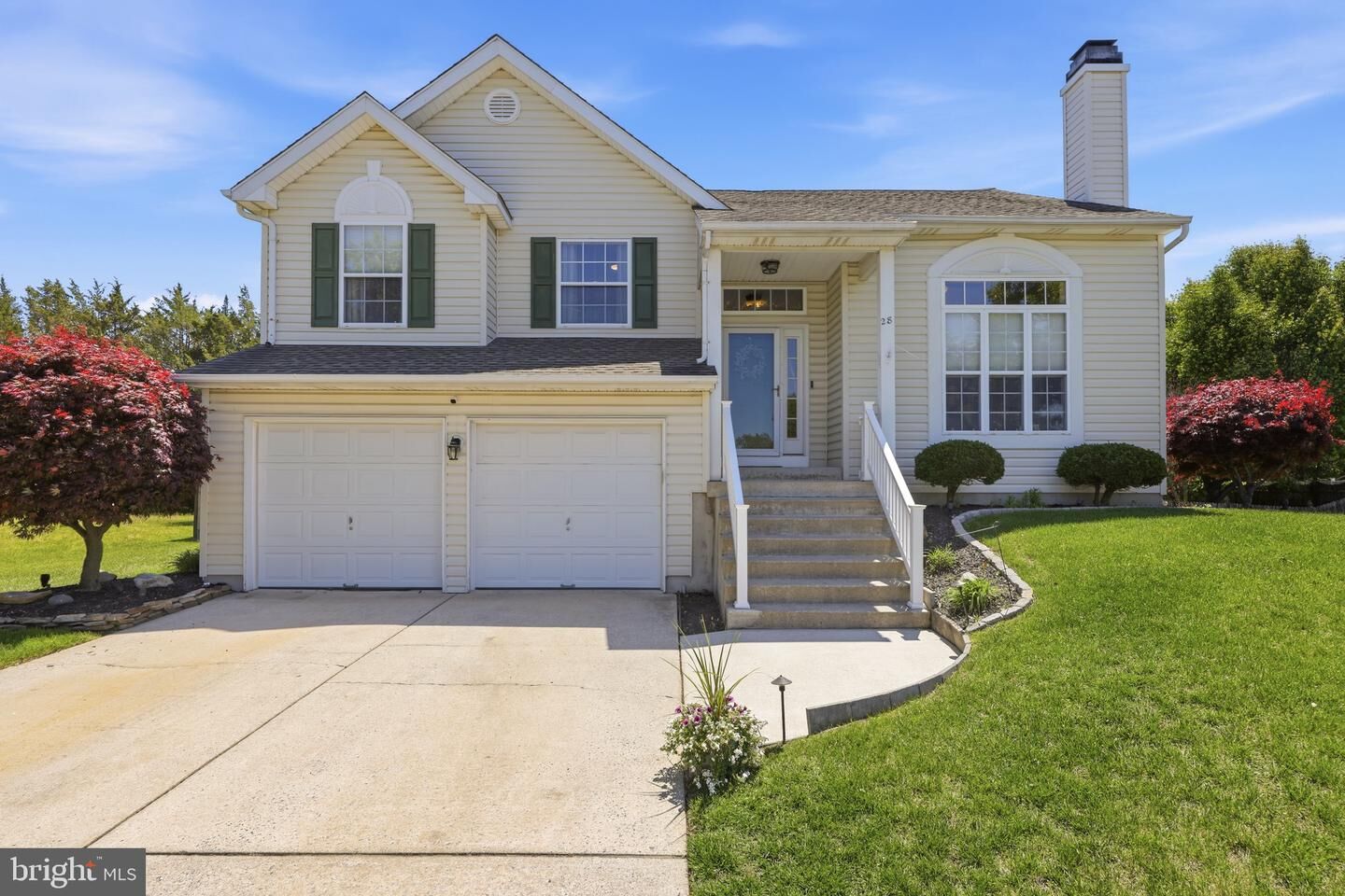 Property Photo:  28 Derby Drive  NJ 08080 
