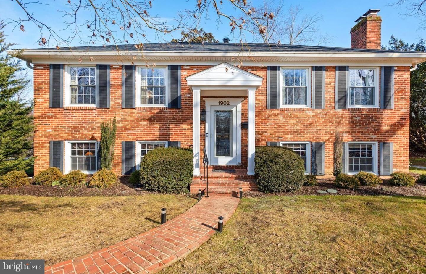Property Photo:  1902 Foxhall Road  VA 22101 