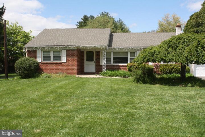 Property Photo:  1223 Township Line Road  PA 19460 