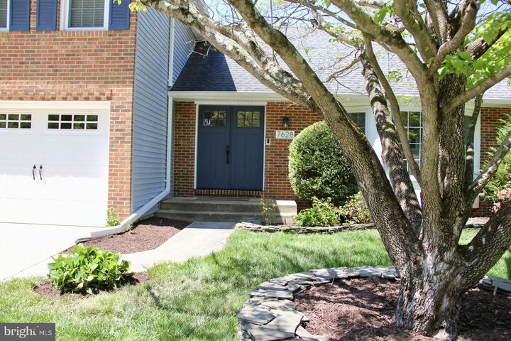 Property Photo:  7628 Gralnick Place  VA 22153 