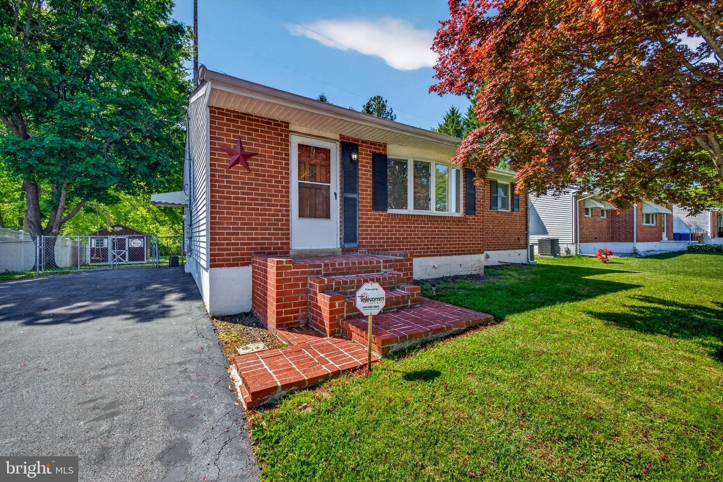 Property Photo:  61 Greenridge Road  DE 19711 
