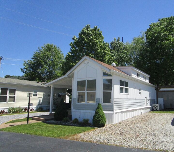 Property Photo:  161 Summer Place Drive  NC 28785 