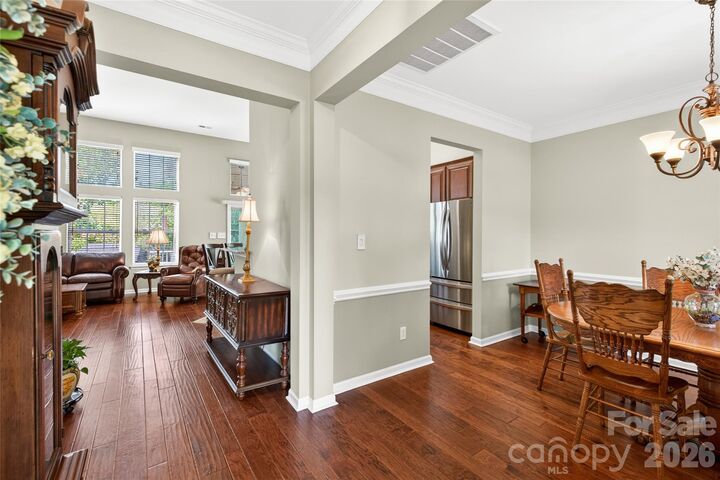 Property Photo:  1918 Weighmont Court  NC 28227 