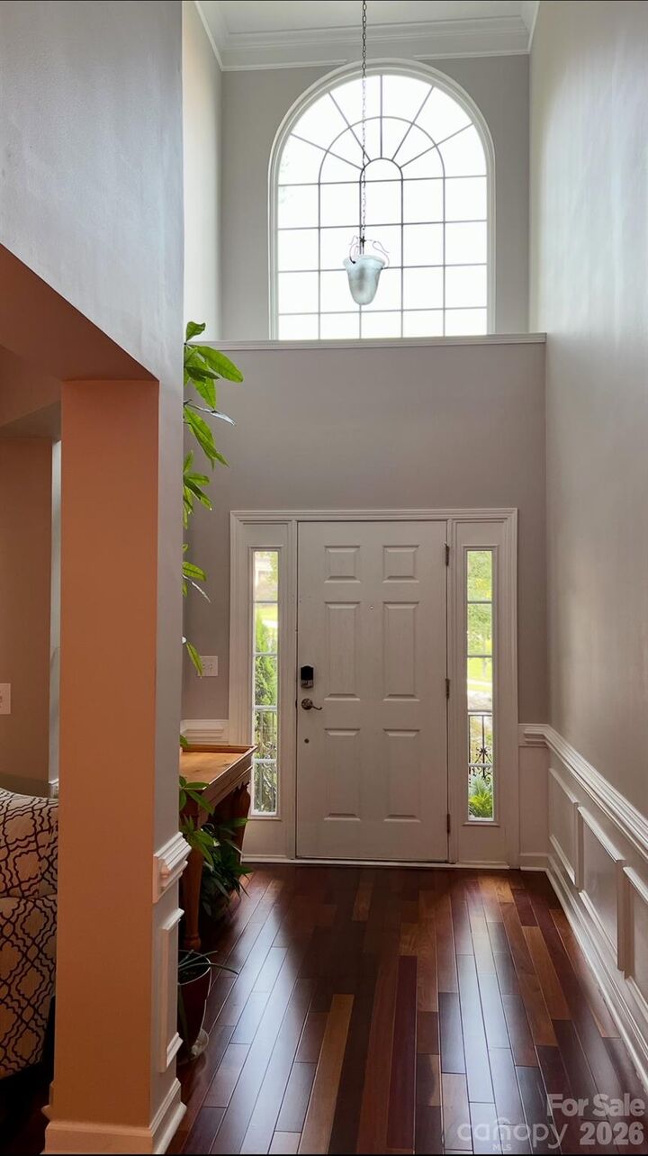 Property Photo:  2413 Merryvale Way N  NC 28173 