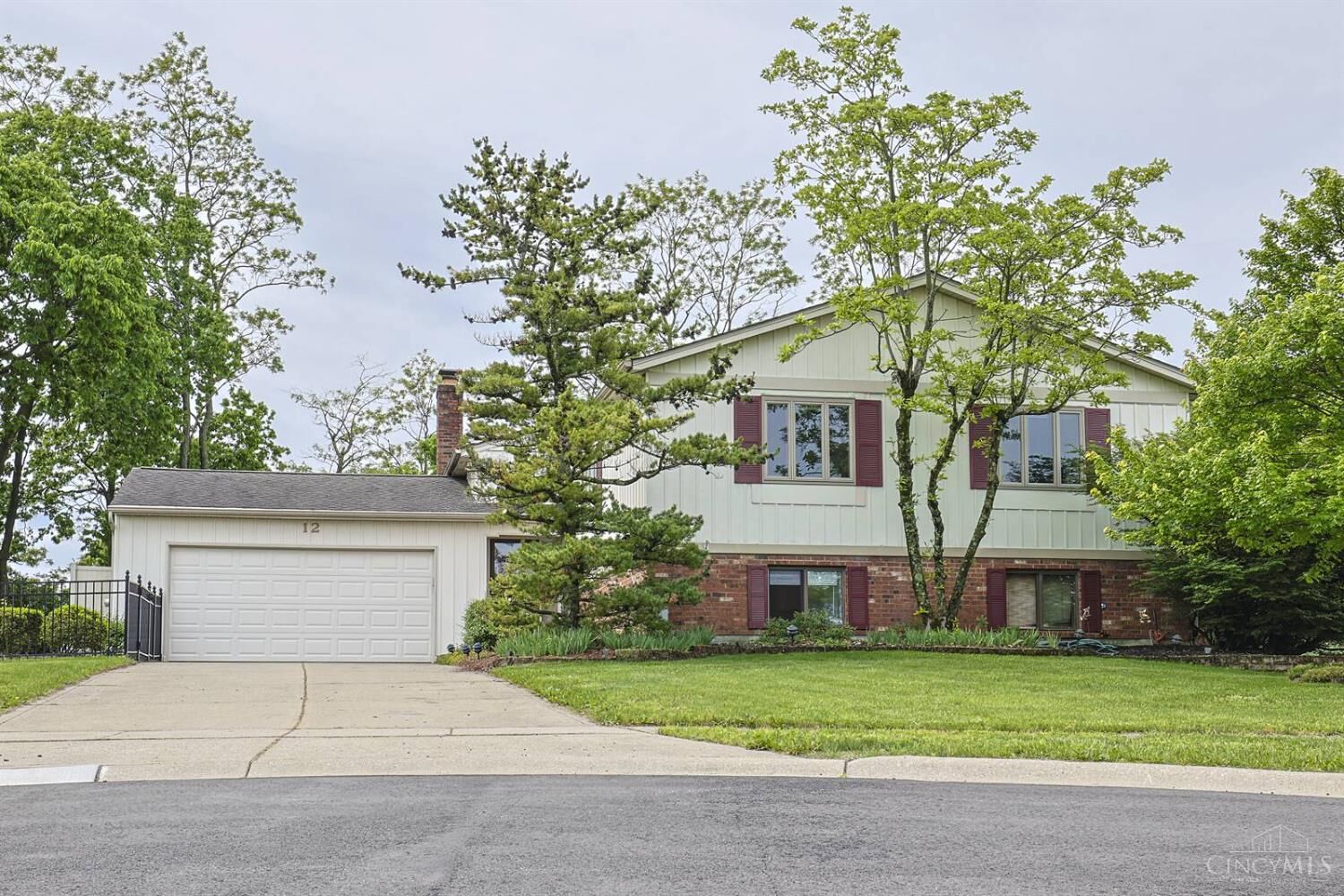 Property Photo: 12 Fall River Court OH 45014