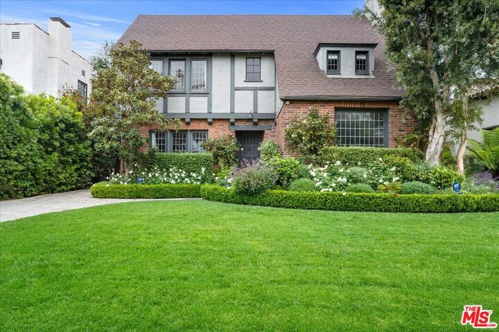 Property Photo:  626 N Las Palmas Ave  CA 90004 