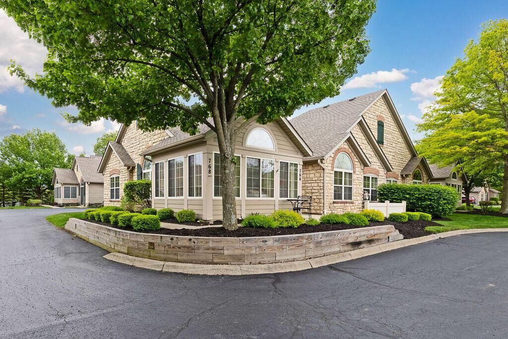Property Photo:  766 Kingsmead Road  OH 43082 