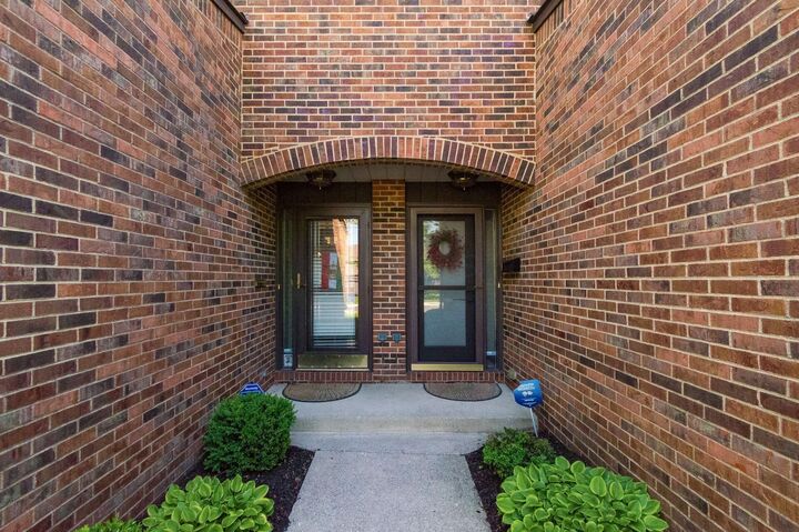 Property Photo: 4528 Carriage Hill Lane OH 43220