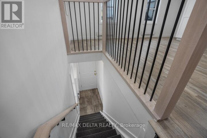 Property Photo:  268 James Street A  ON K6A 1S8 