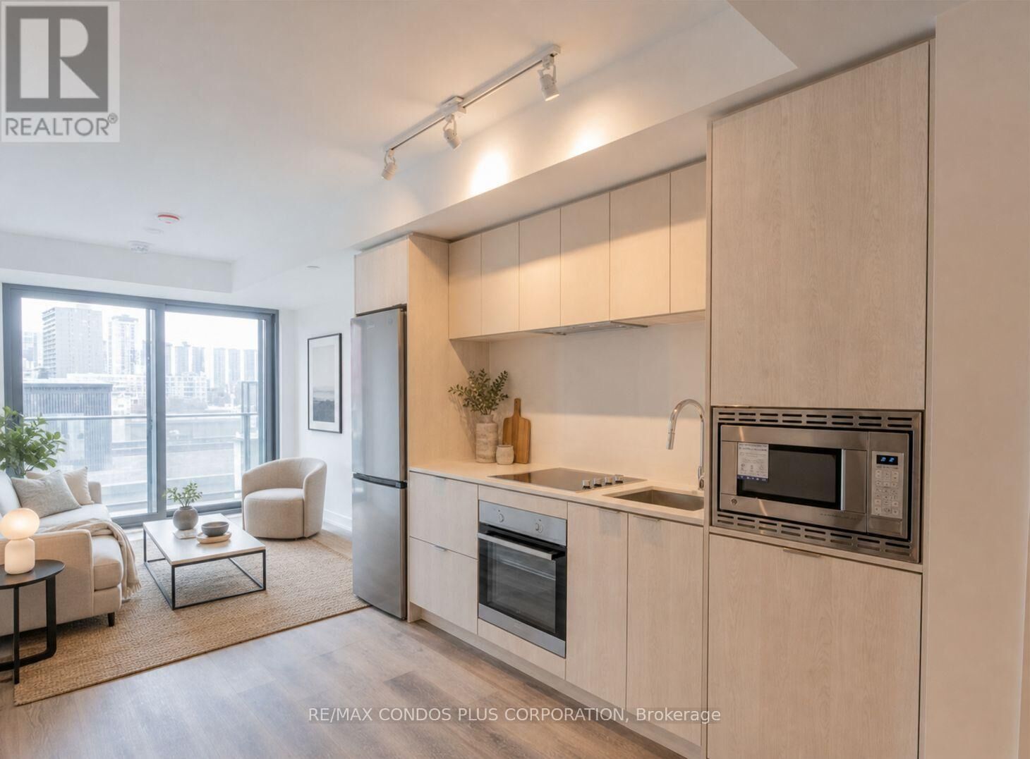 Property Photo:  1 Jarvis Street 510  ON L8N 1K6 