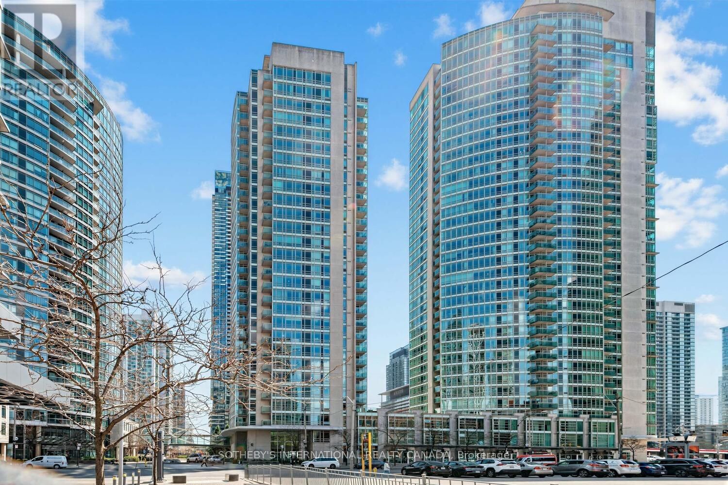 Property Photo:  381 Front Street West 2102  ON M5V 3R8 