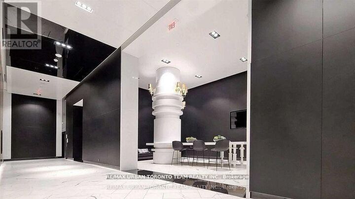 Property Photo:  87 Peter Street 3613  ON M5V 0P1 