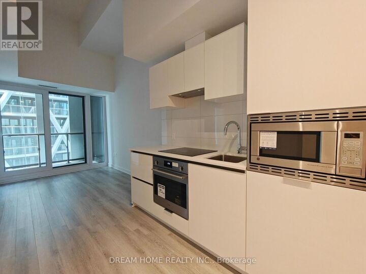 Property Photo:  238 Simcoe Street 1107  ON M5T 3B9 
