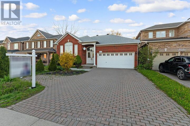 Property Photo:  2897 Westoak Trails Boulevard  ON L6M 4V2 