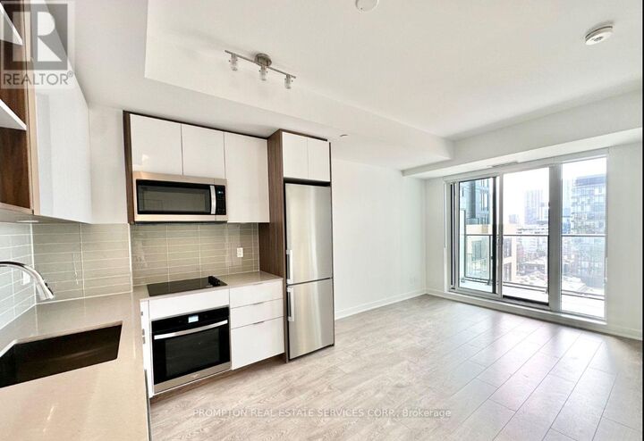 Property Photo:  543 Richmond Street 1116  ON M5V 0W9 