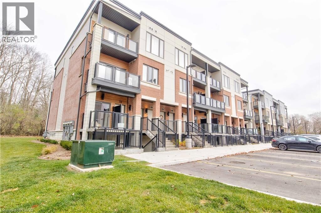 Property Photo:  25 Isherwood Avenue 30  ON N1R 0E2 