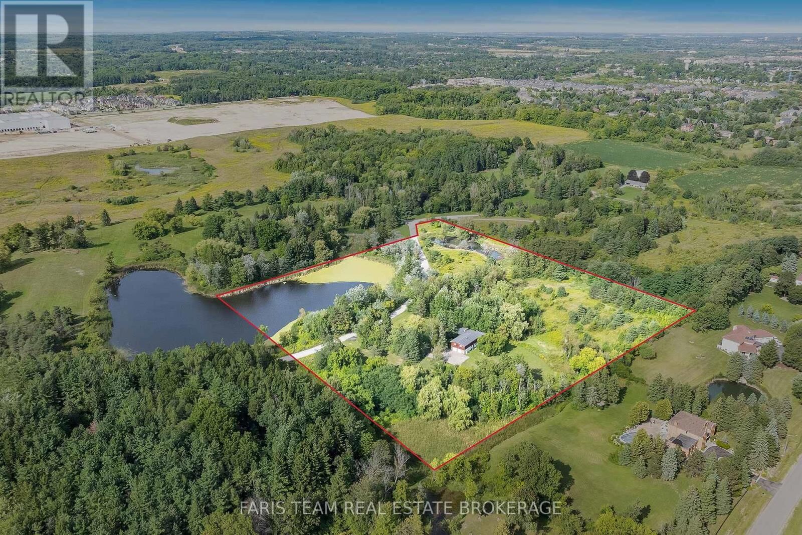 Property Photo:  175 South Summit Farm Road  ON L7B 1J8 