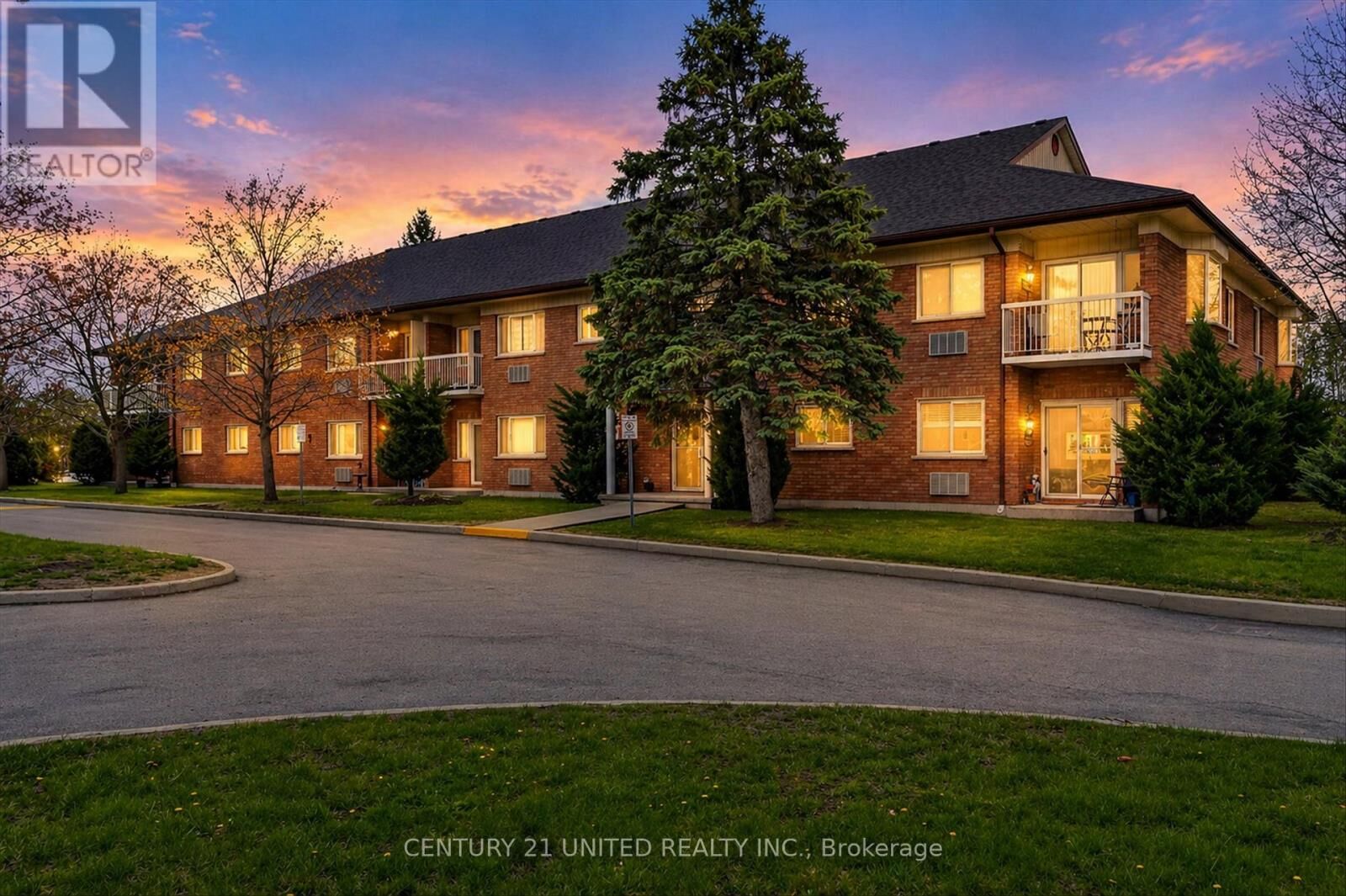 Property Photo:  910 Ford Street 106  ON K9J 5V3 