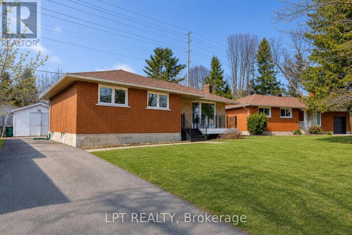 Property Photo:  2317 Elmira Drive  ON K2C 1H3 