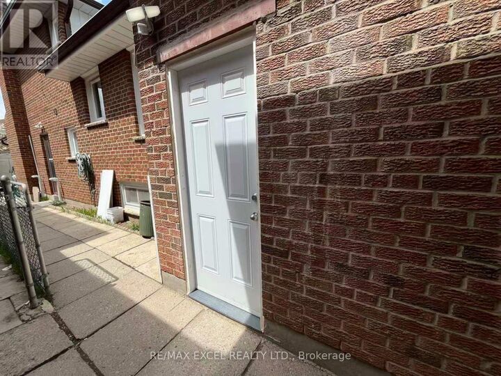 Property Photo:  292 Huntsmill Boulevard Bsmt  ON M1W 3C8 