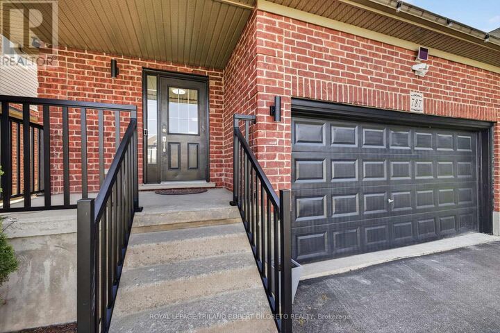 Property Photo:  787 Rushbrook Crescent  ON N6K 5B6 