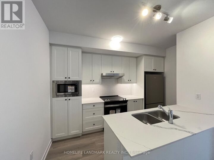Property Photo:  5 Bancroft Lane 319  ON L4E 1M1 