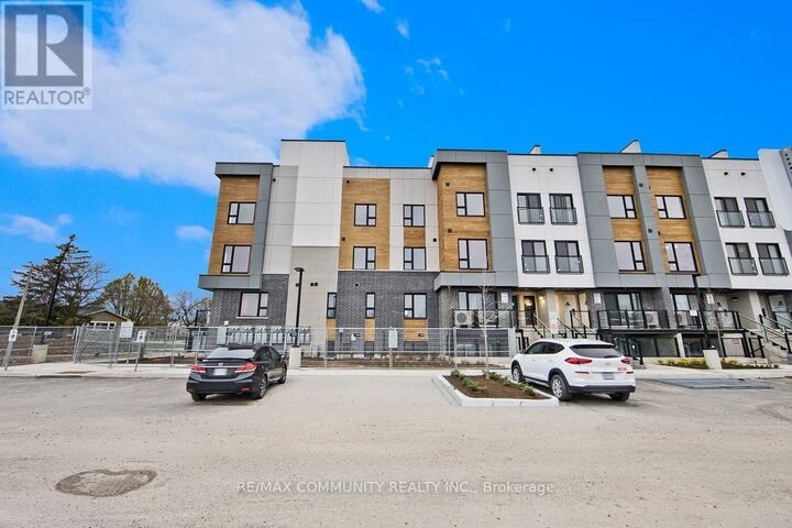 Property Photo:  16 Melbourne Avenue 303A  ON L2P 3J8 