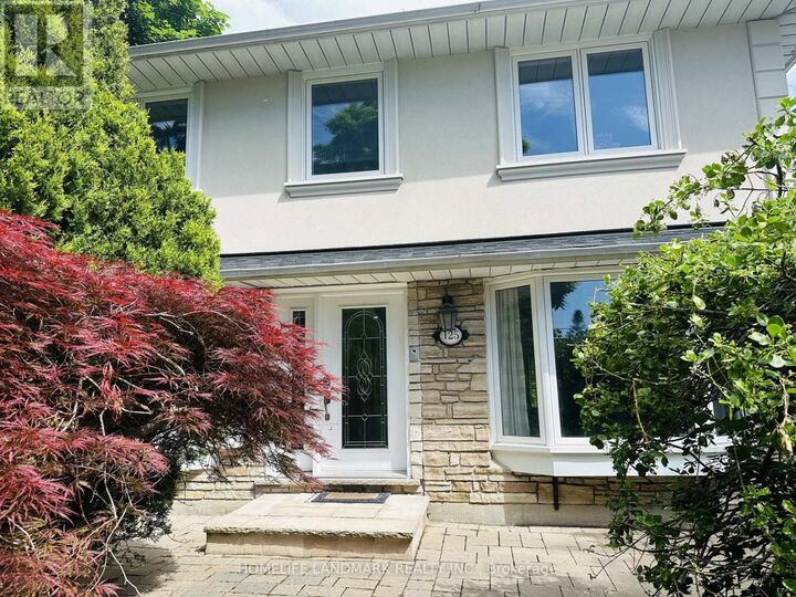 Property Photo:  125 Bannatyne Drive  ON M2L 2P5 