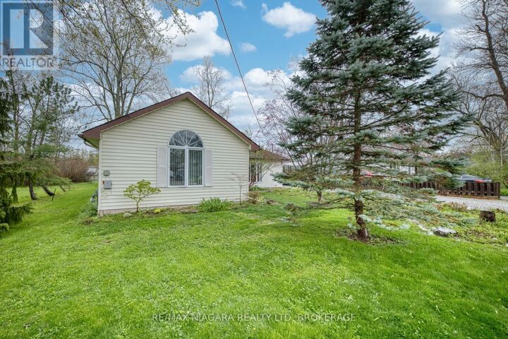 Property Photo:  2997 Poplar Avenue  ON L0S 1N0 