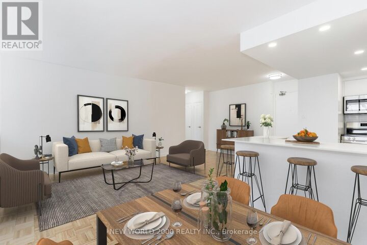 Property Photo:  33 Erskine Avenue 209  ON M4P 1Y6 