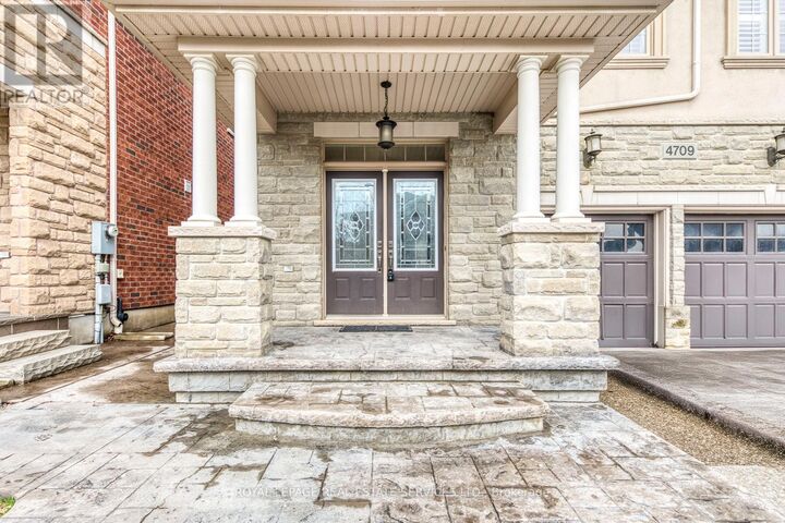Property Photo:  4709 Irena Avenue  ON L7M 0K2 