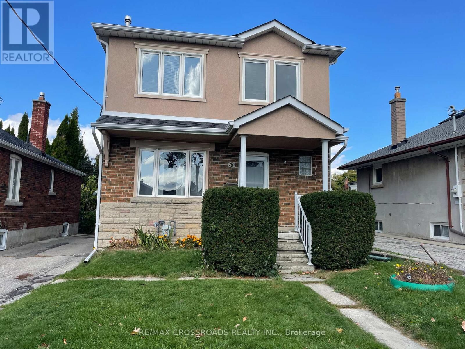 Property Photo:  64 Galbraith Avenue  ON M4B 2B5 